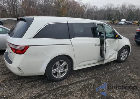 2012 Honda Odyssey Touring z USA, uszkodzony, nr VIN 5FNRL5H99CB075705